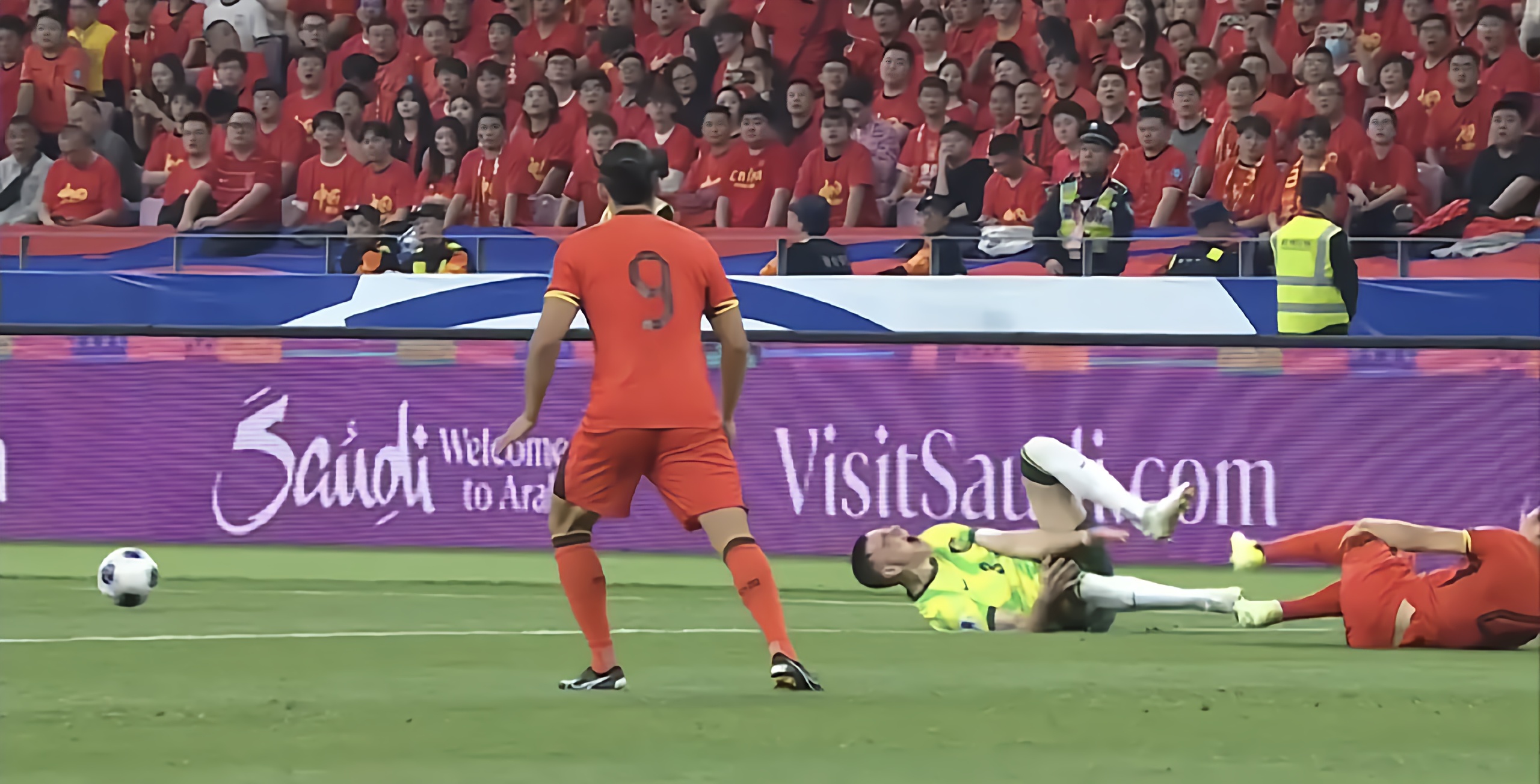 开云sport-关于场面火爆！滚球预测观众席沸腾不已的信息