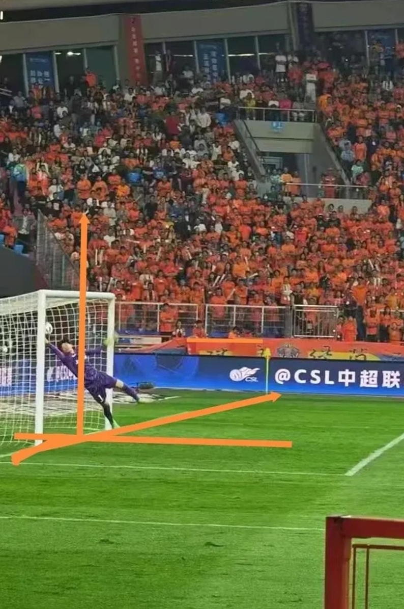 关于场面火爆！滚球预测观众席沸腾不已的信息