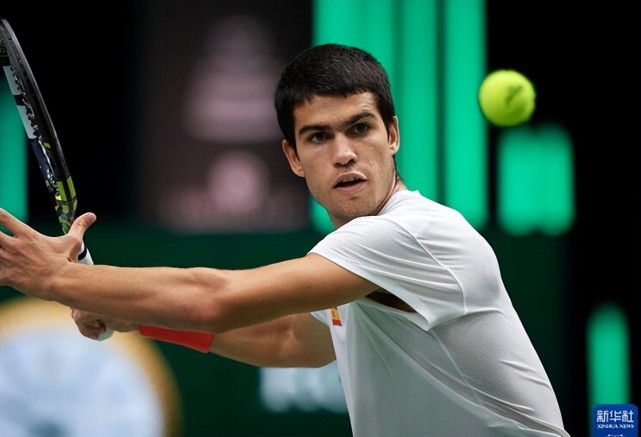 拉沃尔杯轻取戴维斯杯,蒂姆带队取胜 拉沃尔杯轻取戴维斯杯,蒂姆带队取胜