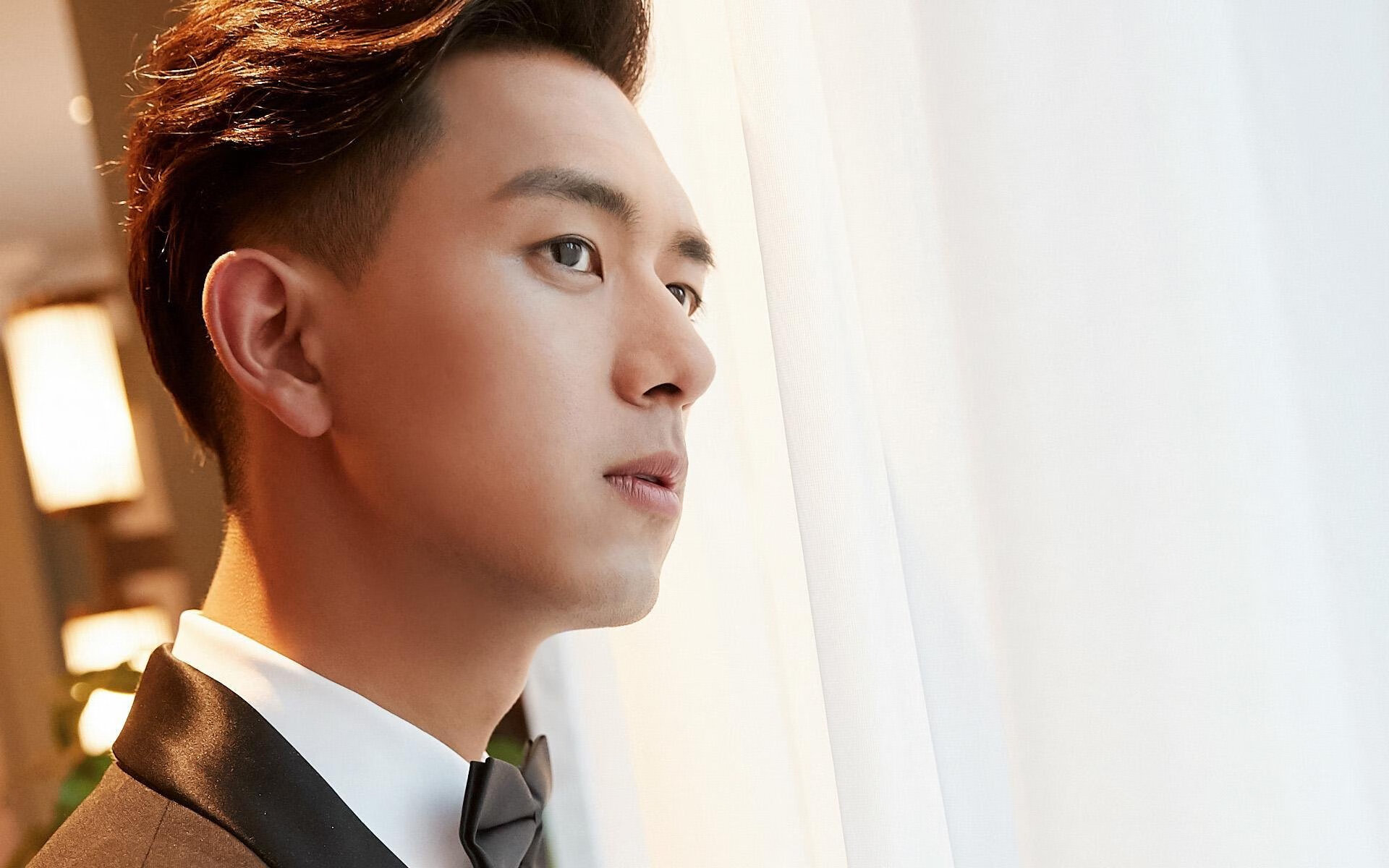 无声领袖,在印第安纳震耳欲聋的寂静中,哈利伯顿如何扛起一支队伍