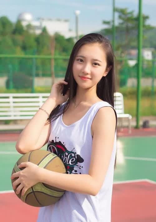 波斯铁骑的欧洲大脑，德布劳内如何用钢铁防线撕裂加纳，导演美加墨世界杯最冷门一战