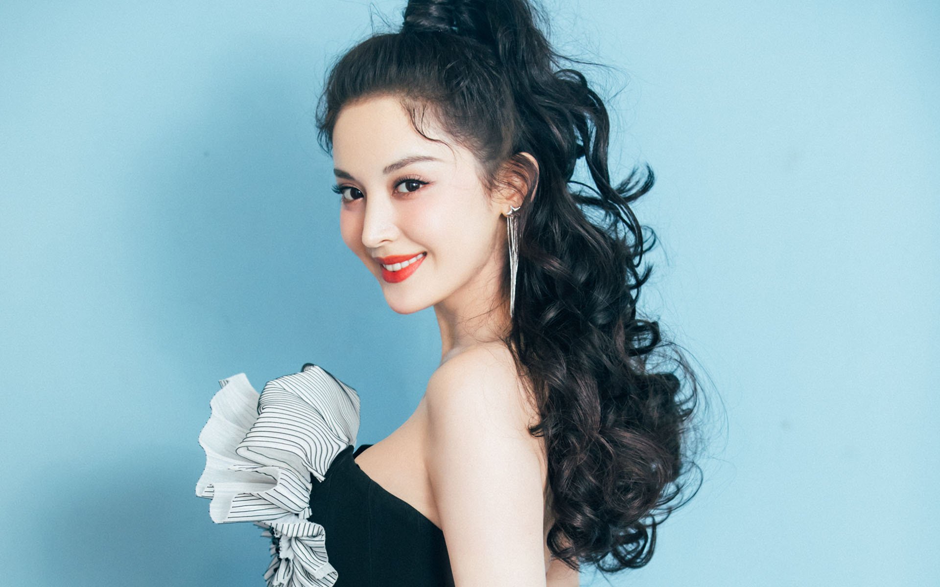 加纳之翼斩落波斯铁骑,加维导演2026世界杯最华丽的战术革命